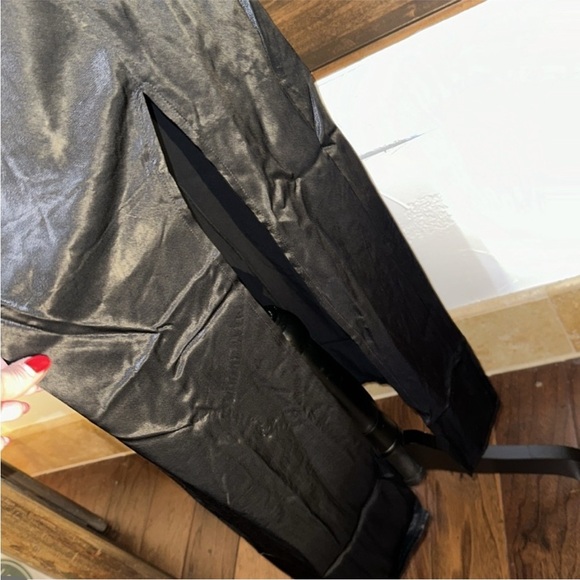 For love & Lemons🖤🤍 Midi Dress w/ roses• NWT • MEDIUM - Picture 11 of 12